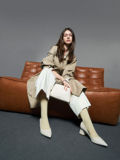 حذاء بامب بكعب ترابيزي هندسي, أبيض طباشيري, hi-res