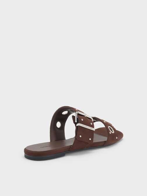 سلايدز من الجلد المدبوغ الصناعي مزودة بحلقات معدنية وإبزيم, بني محبّب غامق, hi-res