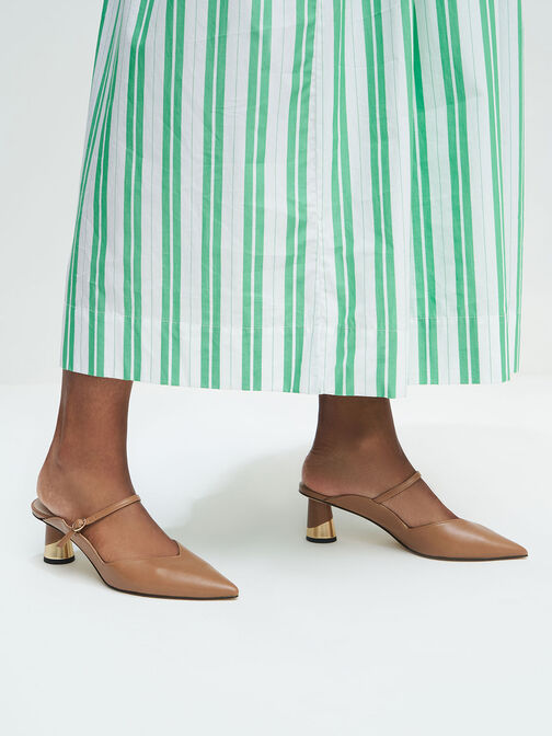 صندل بامبس كامي وكعب منحوت بلمسة معدنية, جملي, hi-res