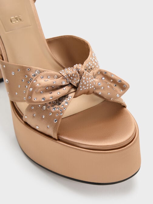 صندل (جايس) بقاعدة متصلة (بلاتفورم) مطعمة بالكريستال, لون البشرة الطبيعي, hi-res