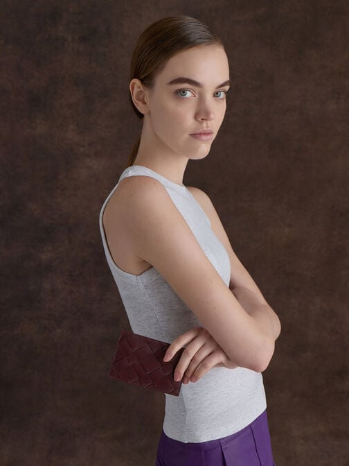 محفظة صغيرة بسحّاب علوي من إيفيت بتفاصيل مضفّرة, أحمر توتي فاخر, hi-res