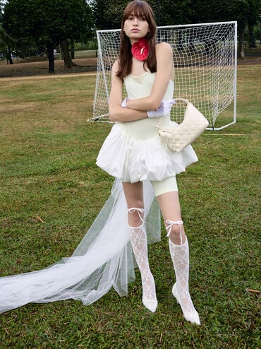 حقيبة كتف إيفيت بتصميم منسوج, كريمي, hi-res