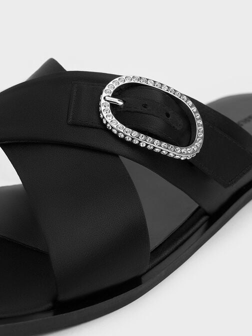 صندل بحزام متقاطع من بوليستر معاد تدويره مزين بإبزيم كريستالي, أسود خشن, hi-res
