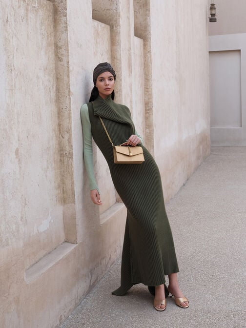 حقيبة تايزيا صغيرة من الساتان بمقبض سلسلة, شامباني, hi-res