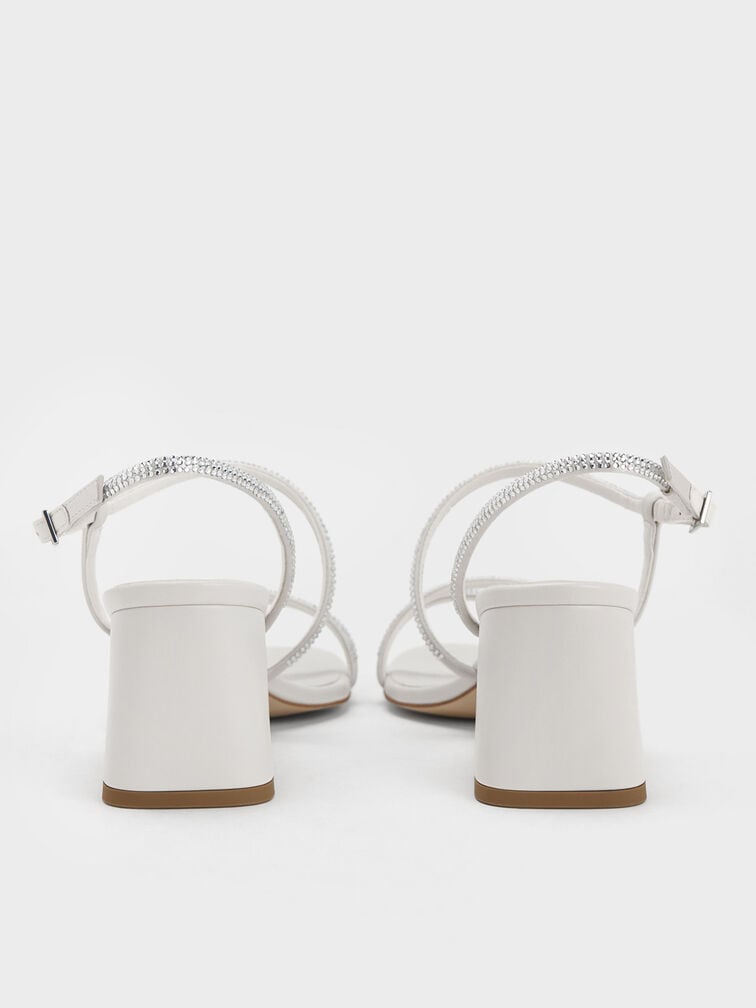 صندل من الساتان بكعب مربع وأشرطة وتصميم مزين بالكريستال, أبيض, hi-res