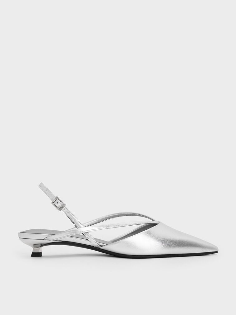 حذاء مفتوح من الخلف بكعب كيتن ومقدمة مدببة ومظهر معدني وحزام أمامي على شكل V, فضي, hi-res