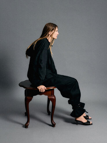 ميولز ساديرا من الساتان بكعب عالٍ وفيونكة مكشكشة, أسود خشن, hi-res