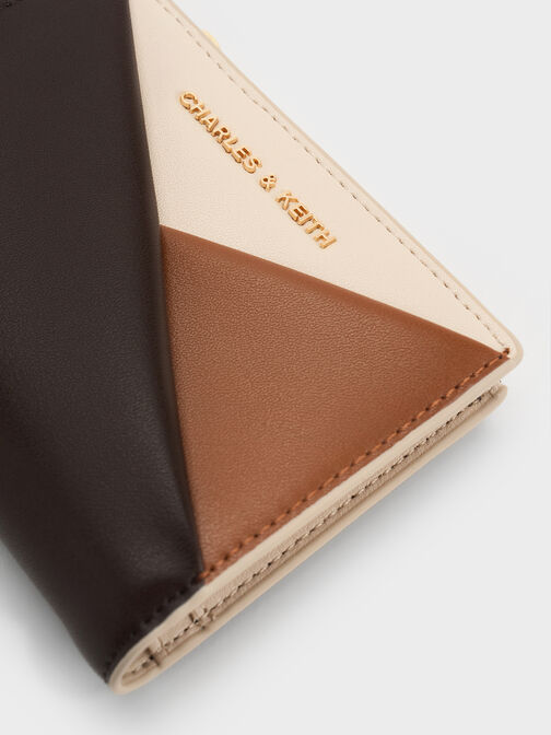 محفظة صغيرة هندسية بألوان متداخلة من ميدوري, Multi Brown, hi-res