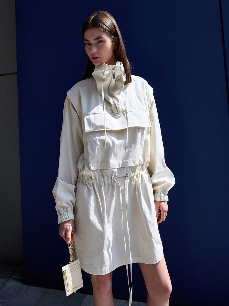 حافظة بطاقات ويستريا بتصميم مبطن مزين بشريط مضفر, كريمي, hi-res