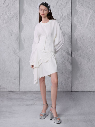 صندل ميشيل من الجلد اللامع بنعل مرتفع ولون معدني, فضي, hi-res