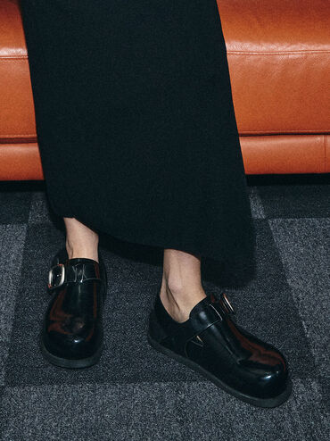 حذاء ميولز مفتوح من الخلف مزود بإبزيم, صندوق أسود, hi-res