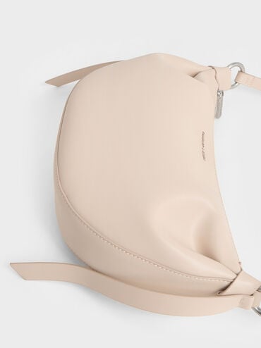 حقيبة كالا بتصميم هلالي أنيق, شوفاني, hi-res