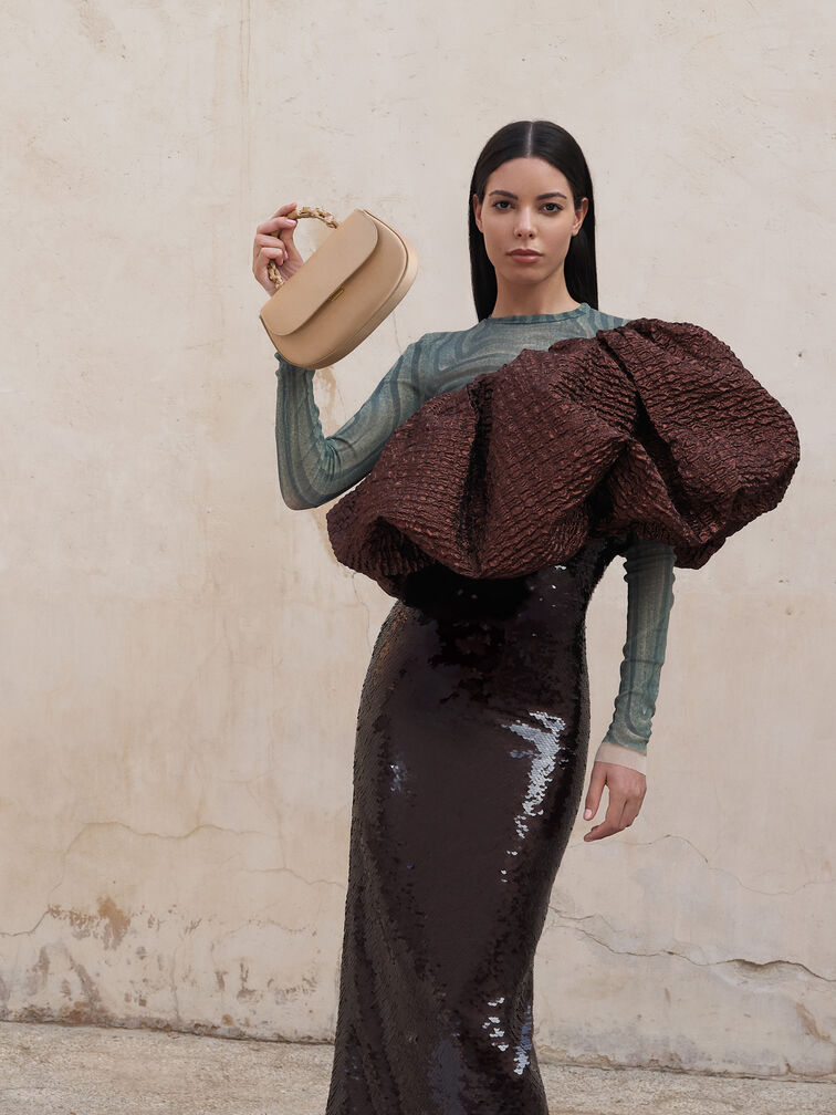 حقيبة إيليان من الساتان ومقبض يد علوي مرصع بالأحجار, شامباني, hi-res