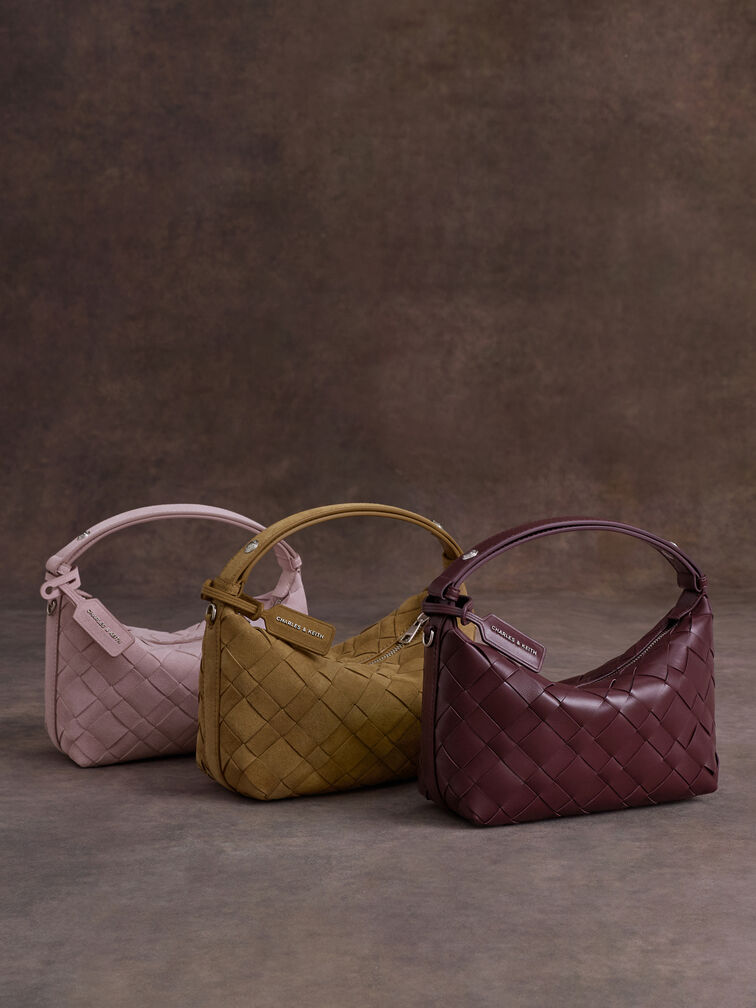 حقيبة كتف إيفيت بتصميم مضفور وتصميم معدني لامع, أحمر توتي فاخر, hi-res