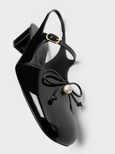 حذاء ماري جاين بكعب عالٍ بامب لامع بحزام خلفي ومزين بفيونكة وكريستال لؤلؤي, أسود براق, hi-res