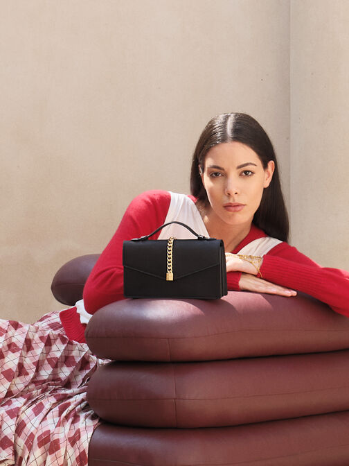 حقيبة تايزيا صغيرة من الساتان بمقبض سلسلة, أسود, hi-res