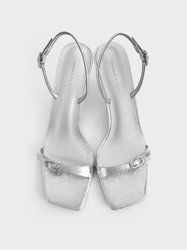 حذاء كعب كيتن مفتوح من الخلف بملمس معدني مجعّد مع إبزيم, فضي, hi-res