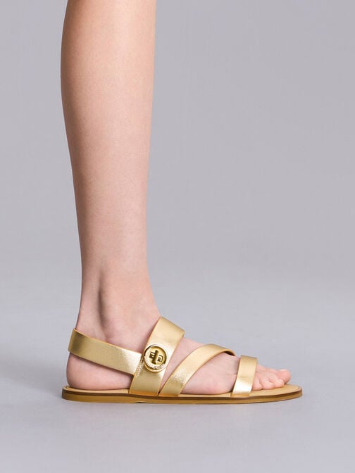 صندل يارا بسيور عريضة أنيقة وتفاصيل معدنية لافتة مع قفل دوّار, ذهبي, hi-res