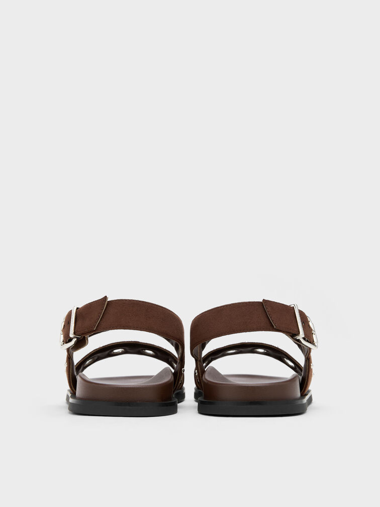 صندل مفتوح من الخلف من الجلد المدبوغ الصناعي مزود بفتحات معدنية, بني محبّب غامق, hi-res
