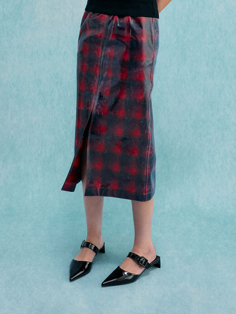 حذاء مفتوح بكعب عالٍ مزود بإبزيم وحزام من الجلد اللامع, أسود براق, hi-res