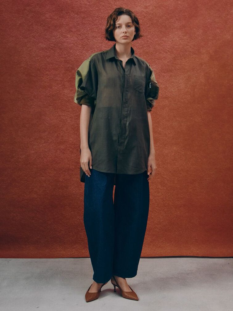 حذاء إيفيت بكعب ونمط منسوج ومقدمة مدببة وتصميم سلينجباك مفتوح الظهر, بني, hi-res