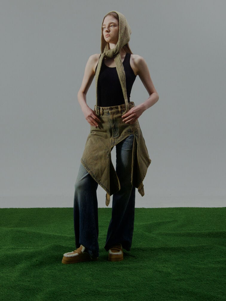 حذاء بلاتفورم بفرو معاد التدوير, رملي, hi-res