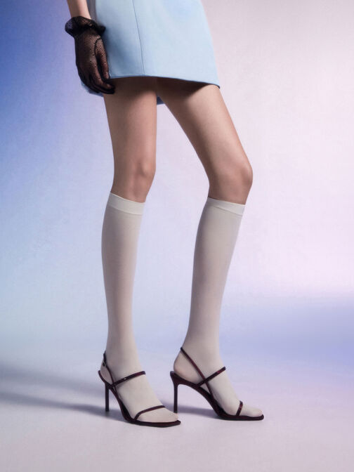 صندل أرونا من الساتان بكعب ستيليتو مرصع بالكريستال, برغندي, hi-res