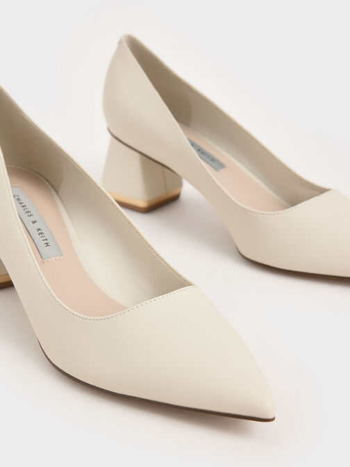 حذاء بامب بكعب ترابيزي هندسي, أبيض طباشيري, hi-res