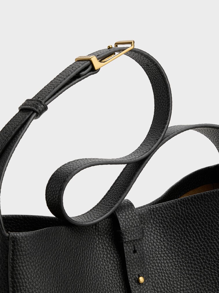 شنطة هوبو بريل بجلد معاد تدويره وحزام, أسود, hi-res