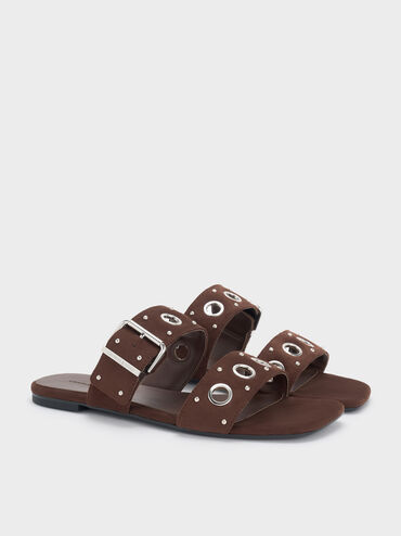 سلايدز من الجلد المدبوغ الصناعي مزودة بحلقات معدنية وإبزيم, بني محبّب غامق, hi-res