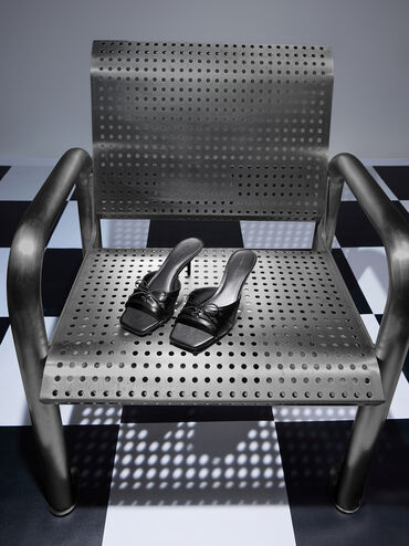 ميولز ساديرا من الساتان بكعب عالٍ وفيونكة مكشكشة, أسود خشن, hi-res