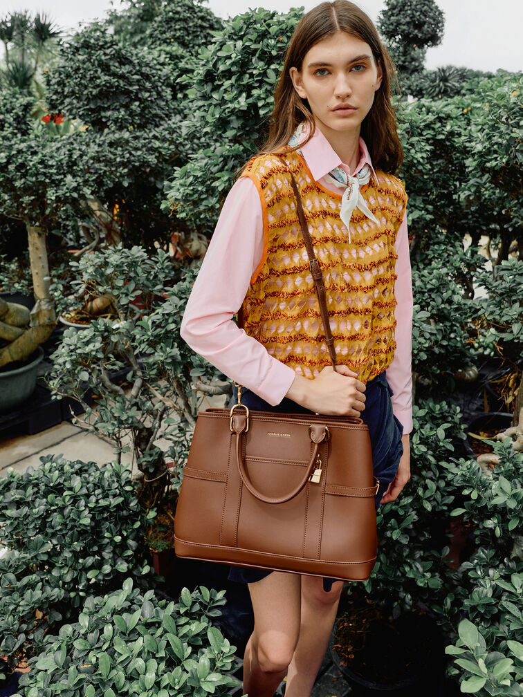 شنطة توت سكوتي, شوكولاتي, hi-res